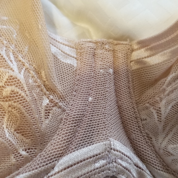 Bra - Picture 2 of 6